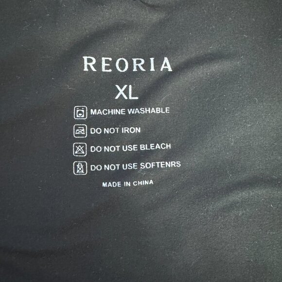 V Neck Crop Top size XL - Picture 2 of 4